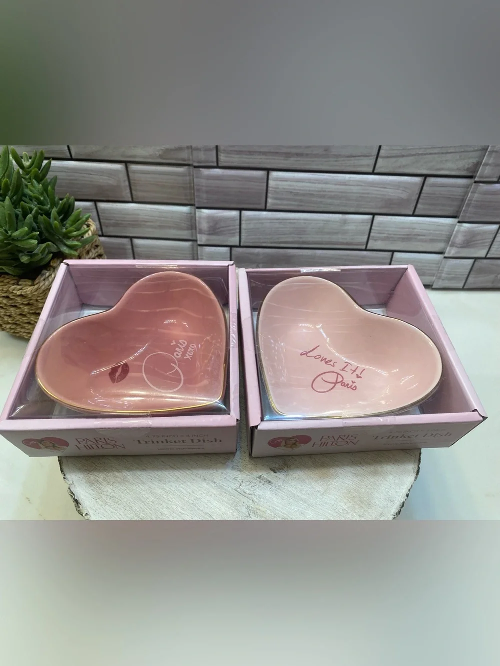 Paris Hilton❤️ Pink Heart Trinket Dish Jewelry Tray set of 2 NWT